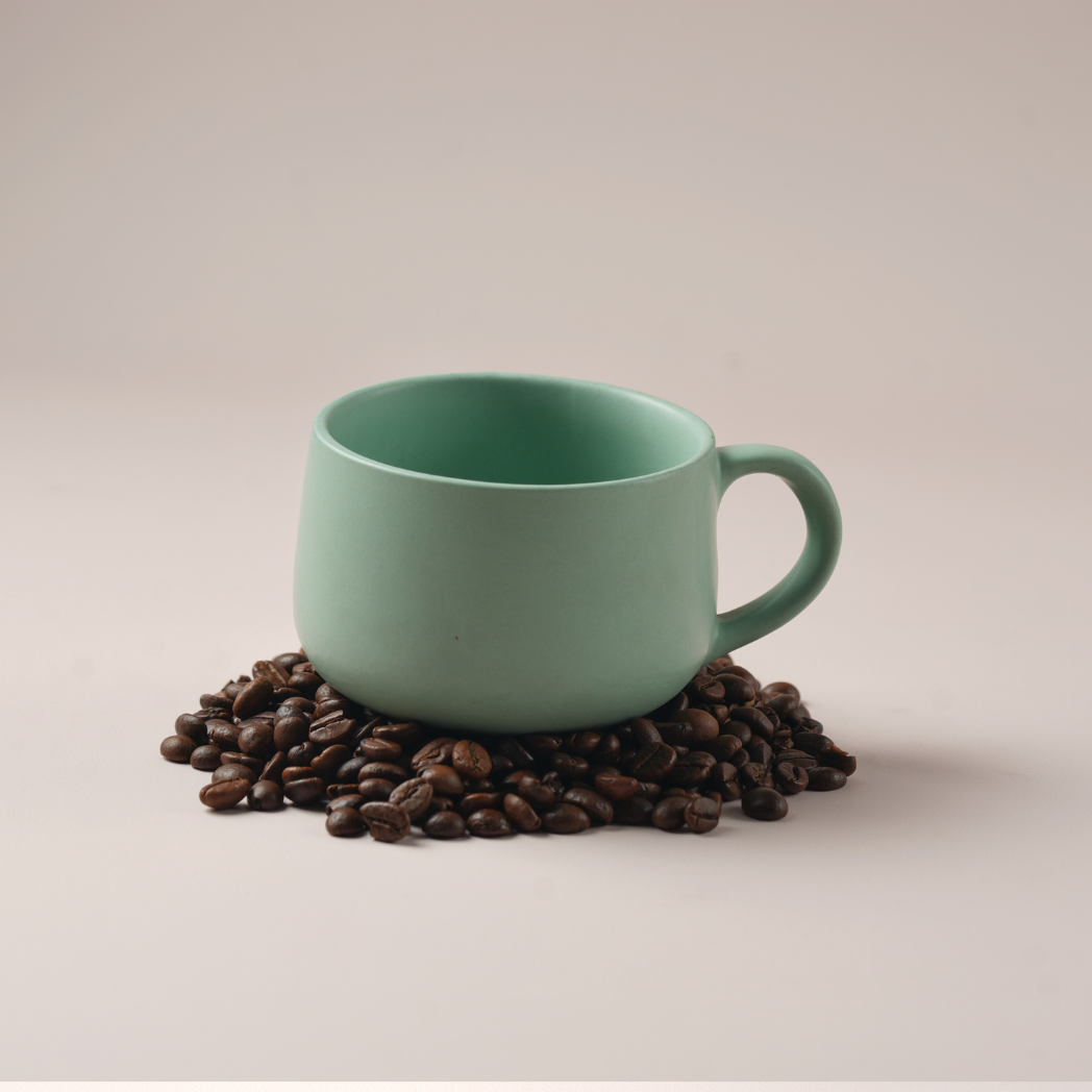 Minimalist Matte Green Ceramic Coffee Mug - Perfect for Coffee Lovers